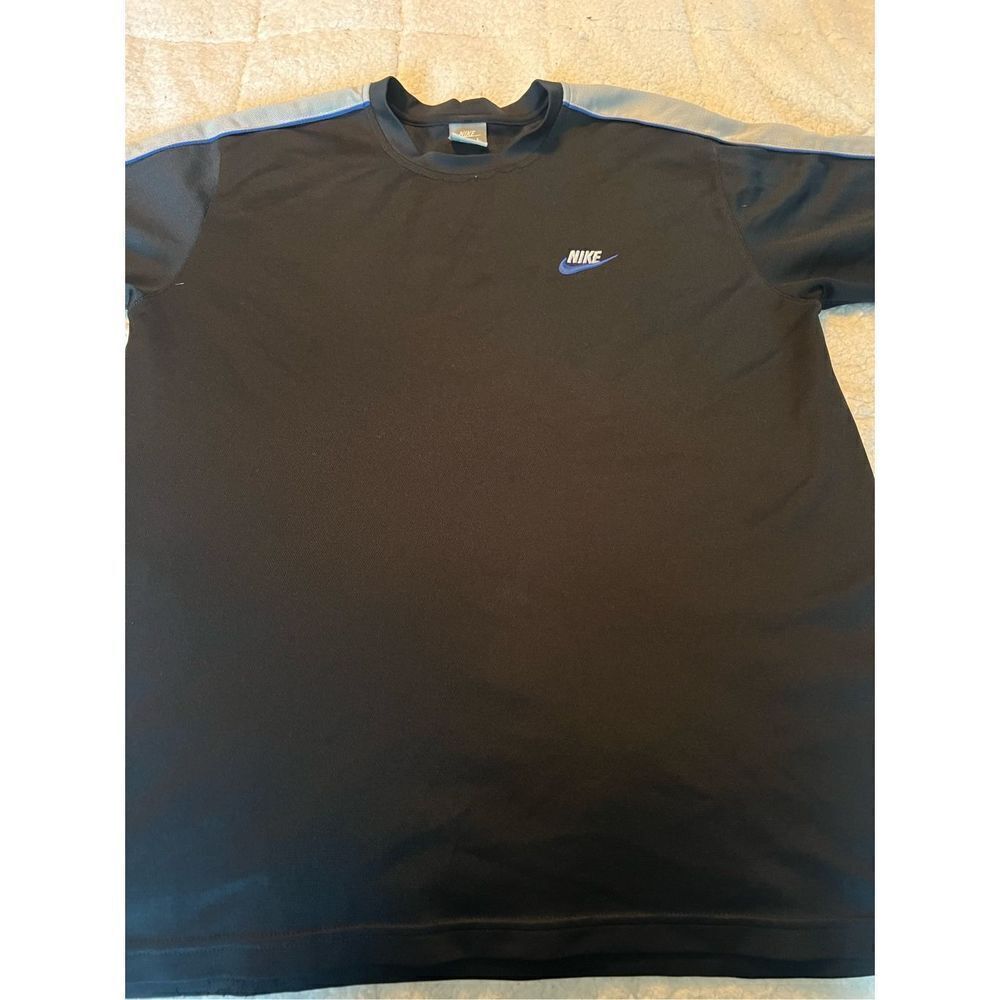 Vintage Y2K Nike dry fit, long sleeve shirt